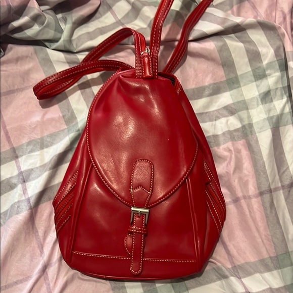 Elegant Red Leather Backpack - Picture 1 of 2